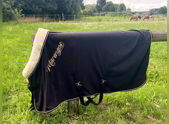 Abschwitzdecke mit Fellkragen in 125cm