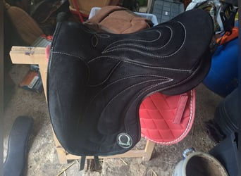 Signum Omega Paddle Dressur - Größe L (schwarz) inkl. Zubehör