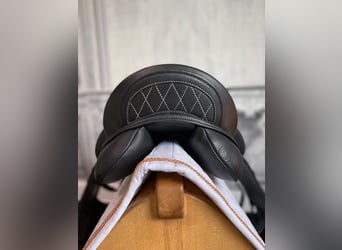 16,5“ Dressursattel 16,5“ Dressursattel