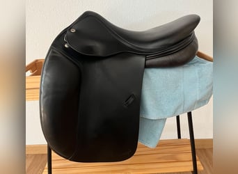 Amerigo Dressursattel 17,5 Zoll