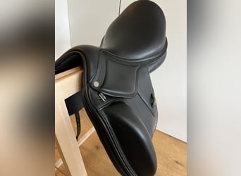 Amerigo Vega Dressursattel neu
