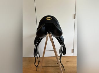 Amerigo Vega Dressursattel neu