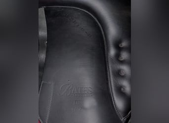 Bates Dressursattel DR 17,5“ mit HART-System – Top Zustand