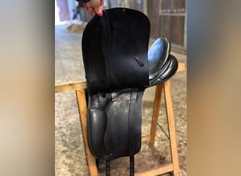 BR Dressursattel 17,5 Zoll