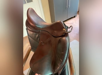 Cobra Dressursattel Braun 17 Zoll