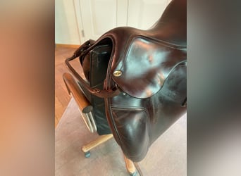 Cobra Dressursattel Braun 17 Zoll