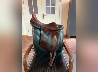 Cobra Dressursattel Braun 17 Zoll