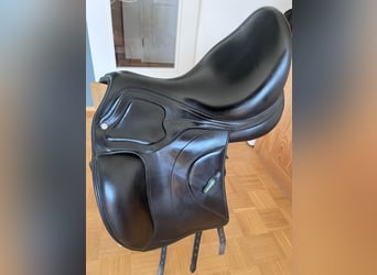 Dressursattel Amerigo Cervia II Schwarz 17,5 / 4 (wie neu!)