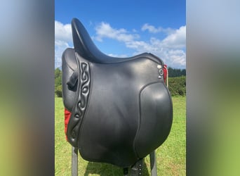 Edler Dressursattel neu – Dressage Andaluz Premium Line (17,5")