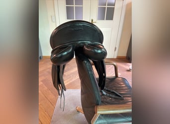 Euroriding Diamant Dressursattel 17,5 Zoll