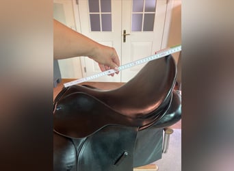 Euroriding Diamant Dressursattel 17,5 Zoll