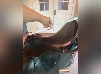 Euroriding Diamant Dressursattel 17,5 Zoll