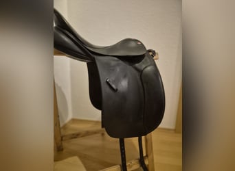 Euroriding Dressursattel Diamant – 17",