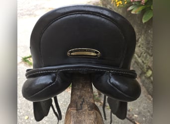 Hennig Dressursattel