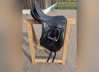Kieffer Dressursattel 17,5 Zoll gepflegt und komfortabel 