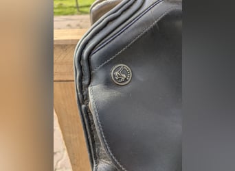 Kieffer Dressursattel 17,5 Zoll gepflegt und komfortabel 