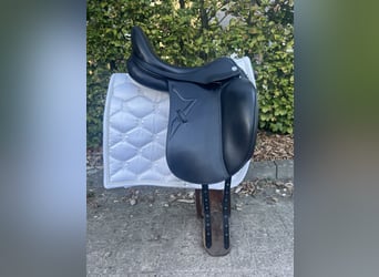 Neuwertigen Sattel Prestige Melody 17“/33 Klett D+1 CPS Monoblatt