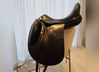 Neuwertiger Prestige D2 K Dressursattel