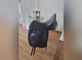 Neuwertiger Prestige Modena 17“(17,5) Dressursattel mit doubliertem Leder