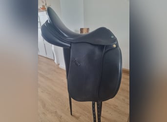 Neuwertiger Prestige Modena 17“(17,5) Dressursattel mit doubliertem Leder