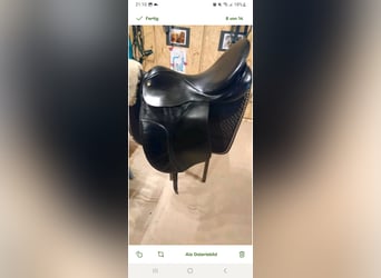 Paul Jones Dressursattel