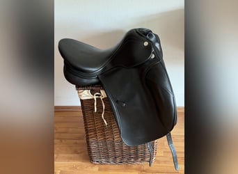 Prestige Milano Dressursattel von Privat zuverkaufen 16 Zoll - neuwertig