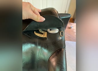 Röösli Dressur Sattel 18 Zoll