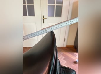 Röösli Dressur Sattel 18 Zoll