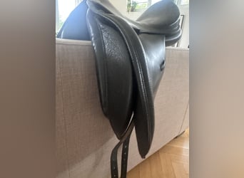 Röösli Dressursattel, kurz