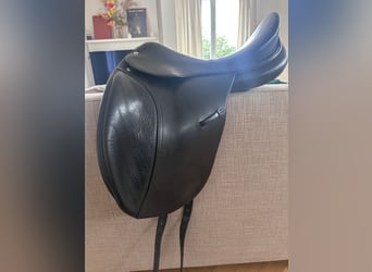 Röösli Dressursattel, kurz