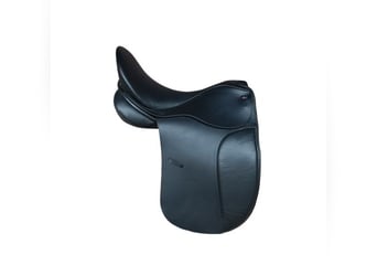 Waldhausen Dressursattel Comfort 17,5 Kammer 32cm = weit UVP 589,95€