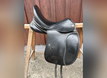 Zu Verkaufen- Ken Taur Young Dressage Sattel