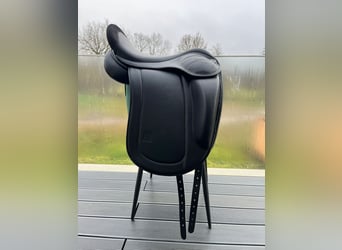 Isländer-Sattel Eques Black, 17 Zoll, Wolle, neu mit Garantiekarte vom Hersteller