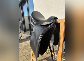 Prestige Dressage 16/33