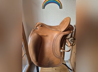 Neuer Deuber El Campo S3, hell mit wunderschöner Punzierung