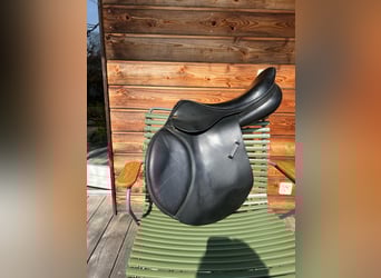 Cobra Springsattel schwarz 17,5 Zoll in sehr gutem Zustand