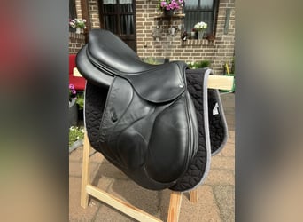 Devoucoux Springsattel schwarz Biarritz S aus 2019