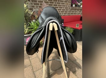 Devoucoux Springsattel schwarz Biarritz S aus 2019