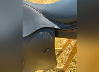 Euroriding / Prestige Emilio Doubliert Springsattel 17/33 neu