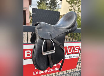 Kiefer München Springsattel 17,5 Zoll
