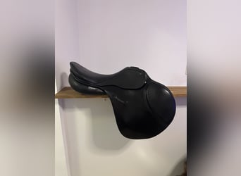 Passier Motion Springsattel 17,5” – nahezu neuwertig – Rechnung vorhanden