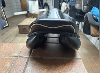 Prestige Joy jumper
