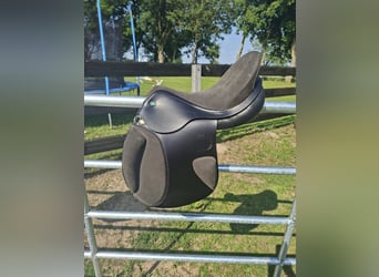 Prestige Springsattel Happy Pony