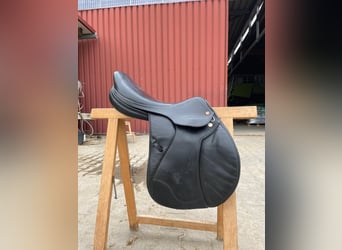 Prestige Springsattel Modell „Paris“ – 18 Zoll, KW 32, schwarz