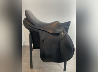 Prestige Springsattel Roma Jump 17 Zoll