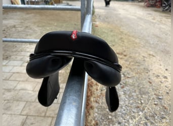 Selleria Equipe Synergy 17/34 • wie NEU • NP 3.300€