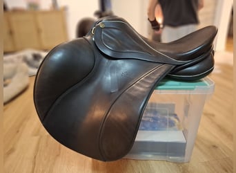 Sommer Diplomat 16,5" kurz Pony schwarz weiß 