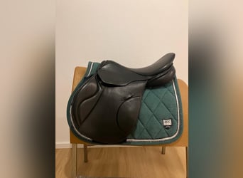 Stübben Edelweiss Springsattel – 17,5 Zoll – neuwertig