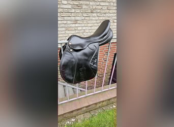 Verkaufe Michel Robert Springsattel 17 Zoll!