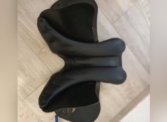 Prestige Roma VSD Sitz 18", Kammerweite 33 VS Sattel Richtung Dressur, schwarz, Neuwertig